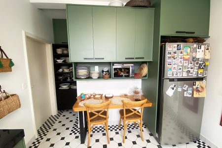 Apartamento para alugar com 190m², 2 quartos e 2 vagasCozinha
