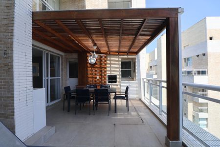 Apartamento para alugar com 300m², 4 quartos e 4 vagasVaranda
