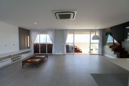 Apartamento para alugar com 300m², 4 quartos e 4 vagasSala