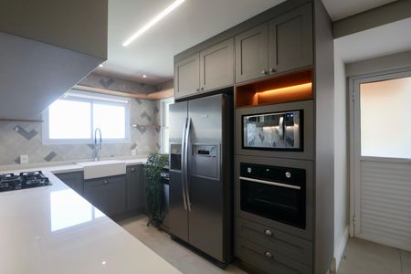 Apartamento para alugar com 300m², 4 quartos e 4 vagasCozinha