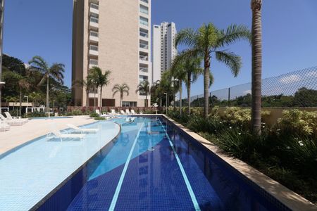Apartamento para alugar com 300m², 4 quartos e 4 vagasÁrea comum - Piscina