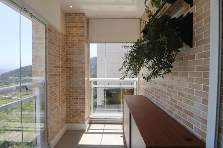 Apartamento para alugar com 300m², 4 quartos e 4 vagasVaranda