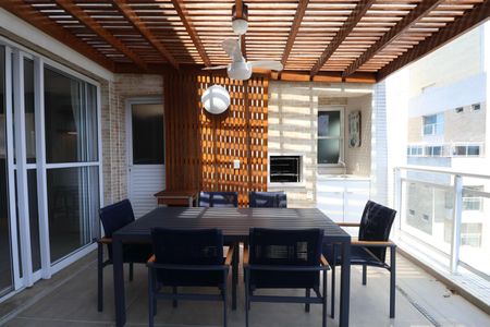 Apartamento para alugar com 300m², 4 quartos e 4 vagasVaranda