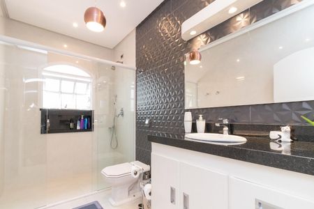 Casa à venda com 500m², 3 quartos e 5 vagasBanheiro da Suíte 3