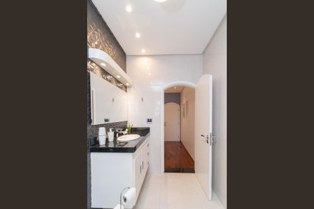 Casa para alugar com 500m², 3 quartos e 5 vagasBanheiro da Suíte 3