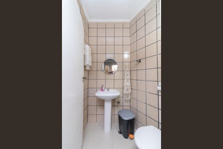 Casa para alugar com 500m², 3 quartos e 5 vagasEspaço de Festas - Lavabo 