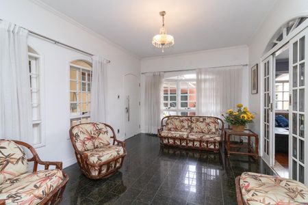 Casa para alugar com 500m², 3 quartos e 5 vagasSala de Estar 1