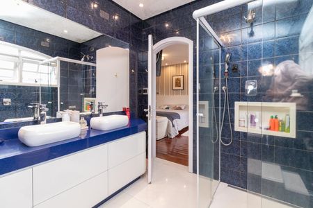 Casa para alugar com 500m², 3 quartos e 5 vagasBanheiro da Suíte 1