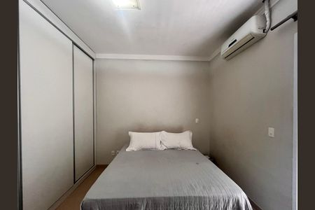 Casa de condomínio à venda com 133m², 3 quartos e 2 vagas Casa de condomínio à venda com 133m², 3 quartos e 2 vagasSuíte 2