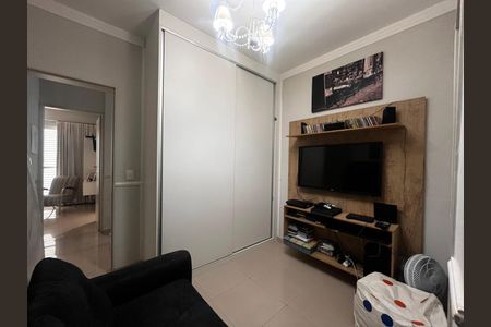 Casa de condomínio à venda com 133m², 3 quartos e 2 vagas Casa de condomínio à venda com 133m², 3 quartos e 2 vagasQuarto 1