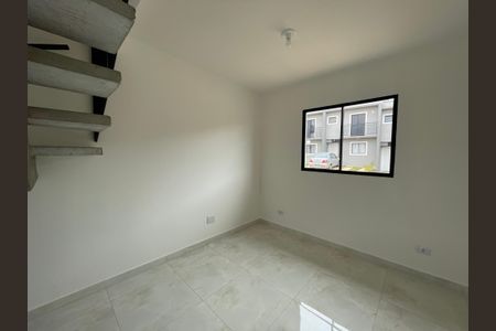 Casa de condomínio para alugar com 70m², 3 quartos e 2 vagasSala