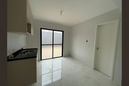 Casa de condomínio para alugar com 70m², 3 quartos e 2 vagasCozinha