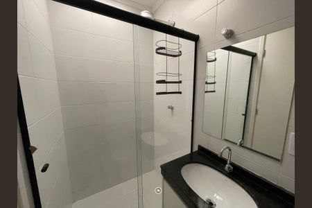 Casa de condomínio para alugar com 70m², 3 quartos e 2 vagasBanheiro Social