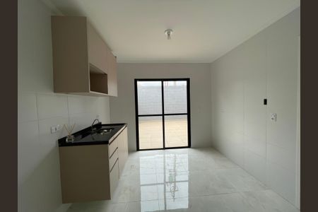 Casa de condomínio para alugar com 70m², 3 quartos e 2 vagasCozinha