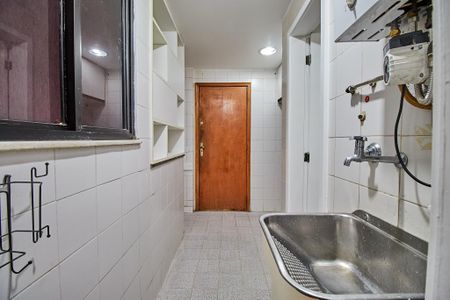 Apartamento à venda com 119m², 3 quartos e 2 vagasÁrea de Serviço