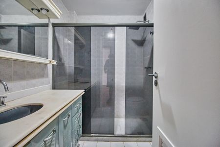 Apartamento à venda com 119m², 3 quartos e 2 vagasBanheiro Social