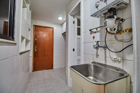 Apartamento à venda com 119m², 3 quartos e 2 vagasÁrea de Serviço