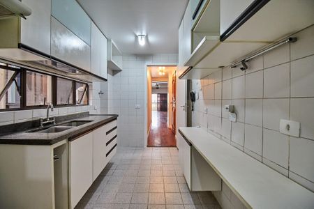 Apartamento à venda com 119m², 3 quartos e 2 vagasCozinha