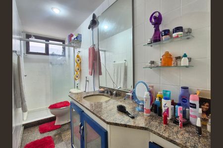 Apartamento à venda com 178m², 3 quartos e 2 vagasBanheiro