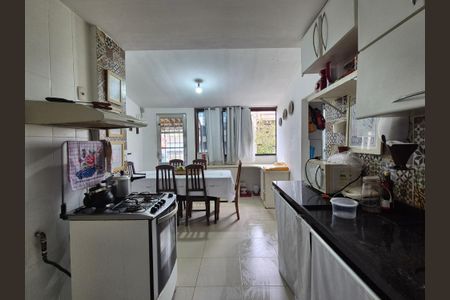 Apartamento à venda com 178m², 3 quartos e 2 vagasCozinha