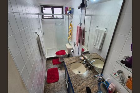 Apartamento à venda com 178m², 3 quartos e 2 vagasBanheiro