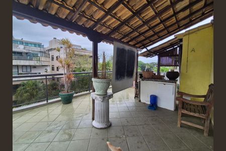 Apartamento à venda com 178m², 3 quartos e 2 vagasCobertura