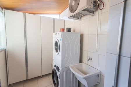 Apartamento à venda com 55m², 2 quartos e 1 vaga Apartamento à venda com 55m², 2 quartos e 1 vagaÁrea de Serviço