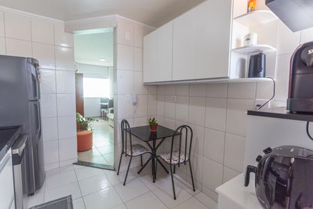 Apartamento à venda com 55m², 2 quartos e 1 vaga Apartamento à venda com 55m², 2 quartos e 1 vagaCozinha