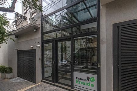 Apartamento à venda com 90m², 2 quartos e 1 vaga Apartamento à venda com 90m², 2 quartos e 1 vagaFachada