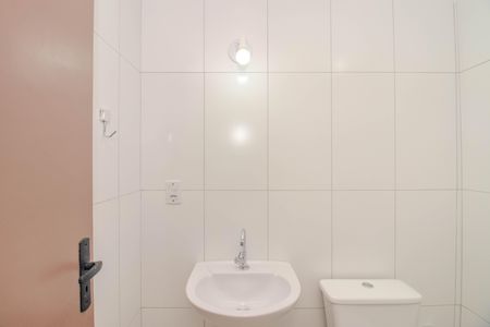 Apartamento para alugar com 62m², 2 quartos e sem vagaBanheiro