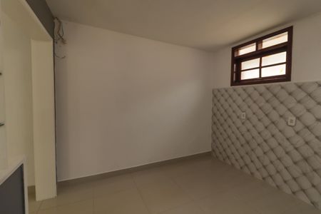Casa à venda com 270m², 3 quartos e 4 vagas Casa à venda com 270m², 3 quartos e 4 vagasCozinha