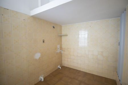 Casa para alugar com 76m², 2 quartos e 1 vagaÁrea de Serviço