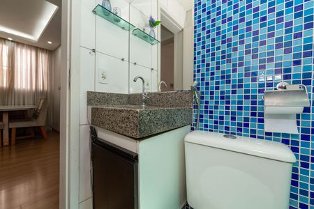 Banheiro Social de apartamento para alugar com 2 quartos, 49m² em Camargos, Belo Horizonte