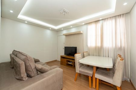 Sala de apartamento para alugar com 2 quartos, 49m² em Camargos, Belo Horizonte