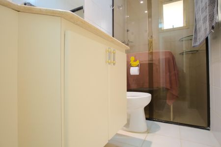 Apartamento à venda com 92m², 3 quartos e 2 vagasBanheiro Social