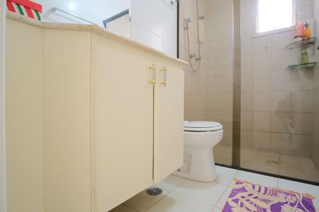 Apartamento à venda com 92m², 3 quartos e 2 vagasBanheiro da Suíte