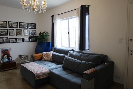 Sala de casa para alugar com 3 quartos, 98m² em Cupecê, São Paulo