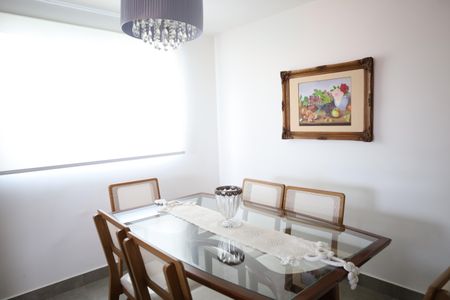 Casa à venda com 98m², 3 quartos e 2 vagasCopa