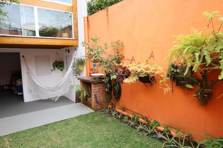 Casa à venda com 98m², 3 quartos e 2 vagasÁrea comum