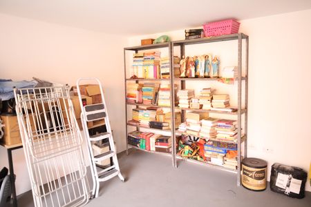 Casa à venda com 98m², 3 quartos e 2 vagasÁrea comum