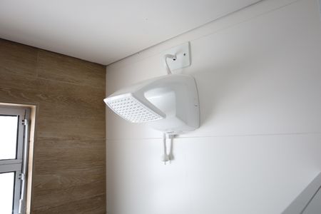 Casa à venda com 98m², 3 quartos e 2 vagasBanheiro de Serviço