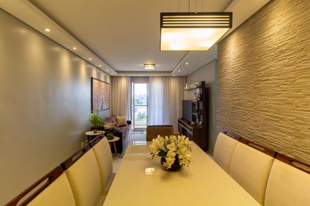 Sala de apartamento à venda com 3 quartos, 79m² em Jardim Guairaca, São Paulo