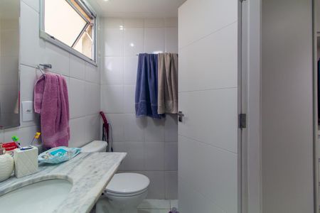 Apartamento à venda com 79m², 3 quartos e 2 vagasBanheiro da Suíte