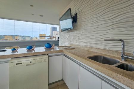 Apartamento para alugar com 215m², 3 quartos e 2 vagas Apartamento para alugar com 215m², 3 quartos e 2 vagasÁrea de Lazer privativa