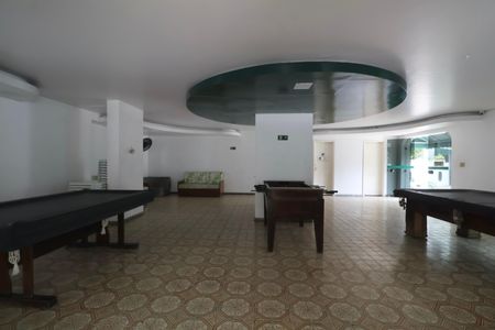 Apartamento para alugar com 82m², 2 quartos e 1 vagaÁrea comum