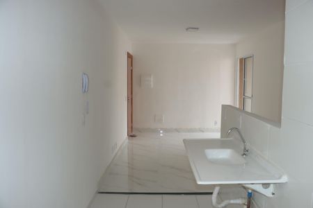 Sala/Cozinha de apartamento para alugar com 2 quartos, 48m² em Granja Viana, Cotia