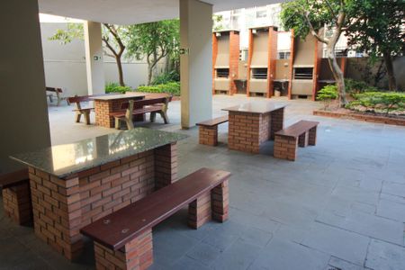 Apartamento à venda com 49m², 1 quarto e sem vagaÁrea comum - Churrasqueira