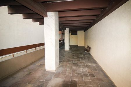 Apartamento à venda com 49m², 1 quarto e sem vagaÁrea comum - Hall de entrada