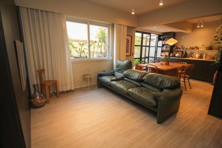 Sala de apartamento à venda com 1 quarto, 49m² em Farroupilha, Porto Alegre