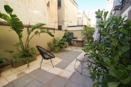 Apartamento à venda com 49m², 1 quarto e sem vagaQuintal